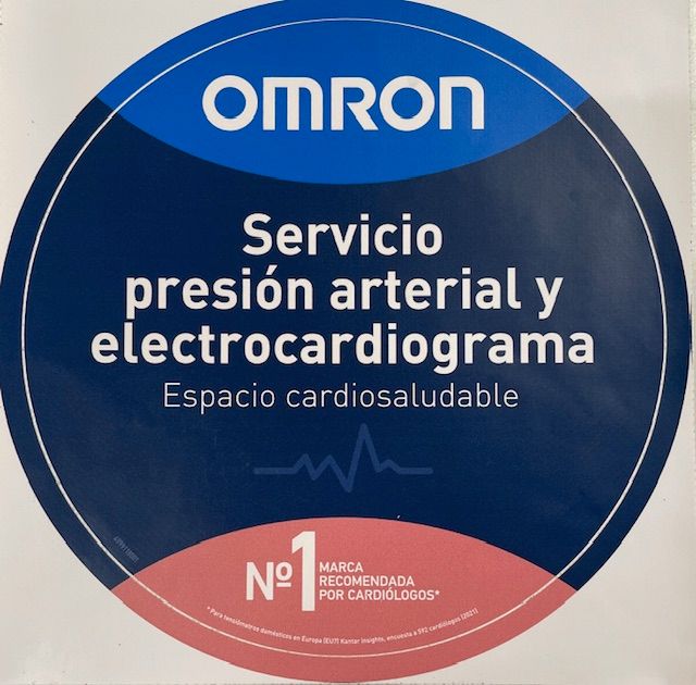 Letrero circular azul y rojo de Omron que ofrece servicios de presión arterial y electrocardiograma; 