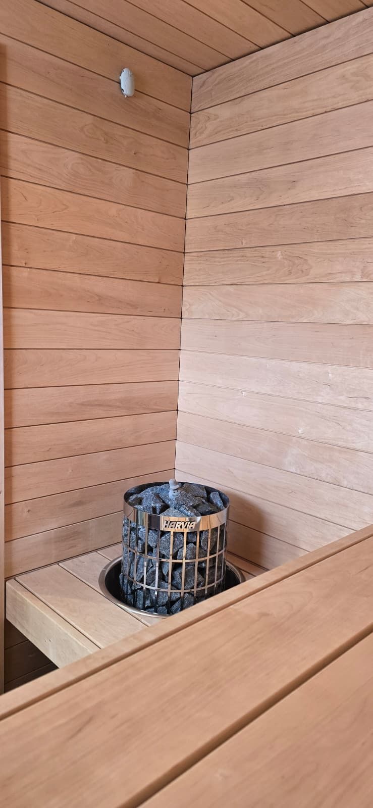 Huolellisesti eristetty ja höyrynsuojattu sauna | Saunaremontti Jyväskylä | K-S Ykstuuma Oy