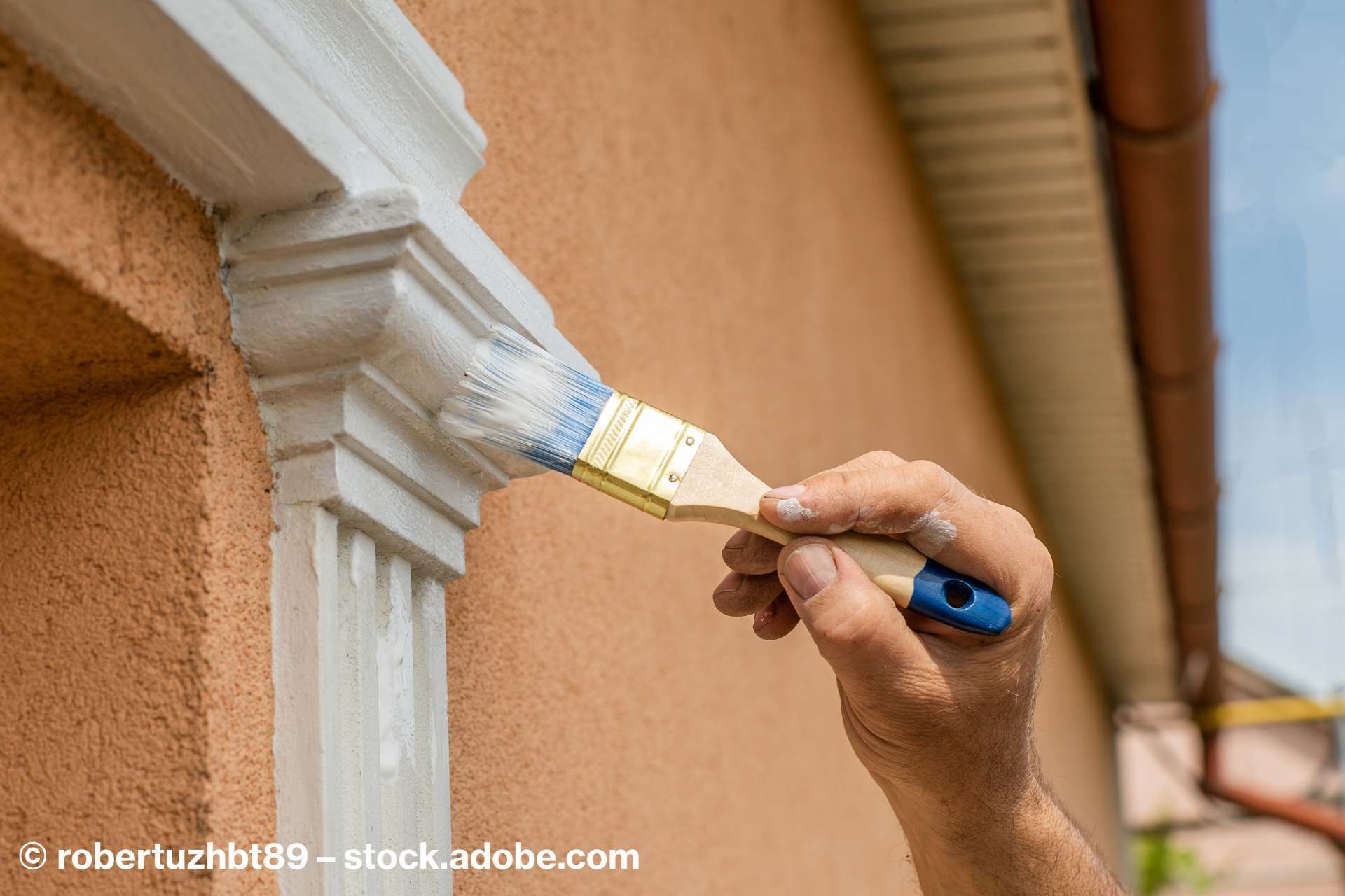 Anstrich einer Säule