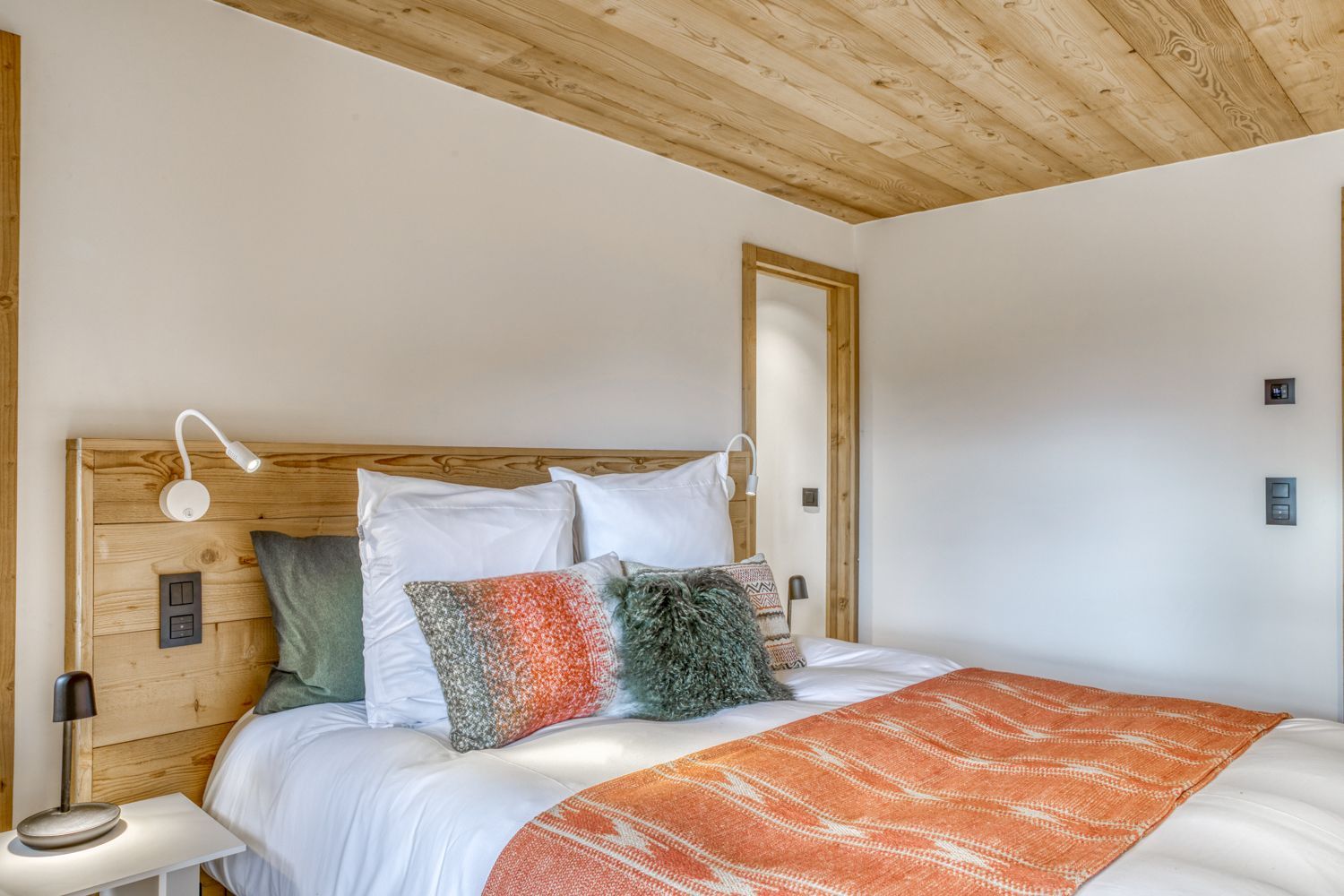 Chambre avec dressing.