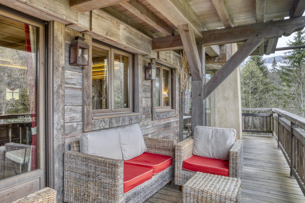 Terrasse du chalet Mandarine Blanche.