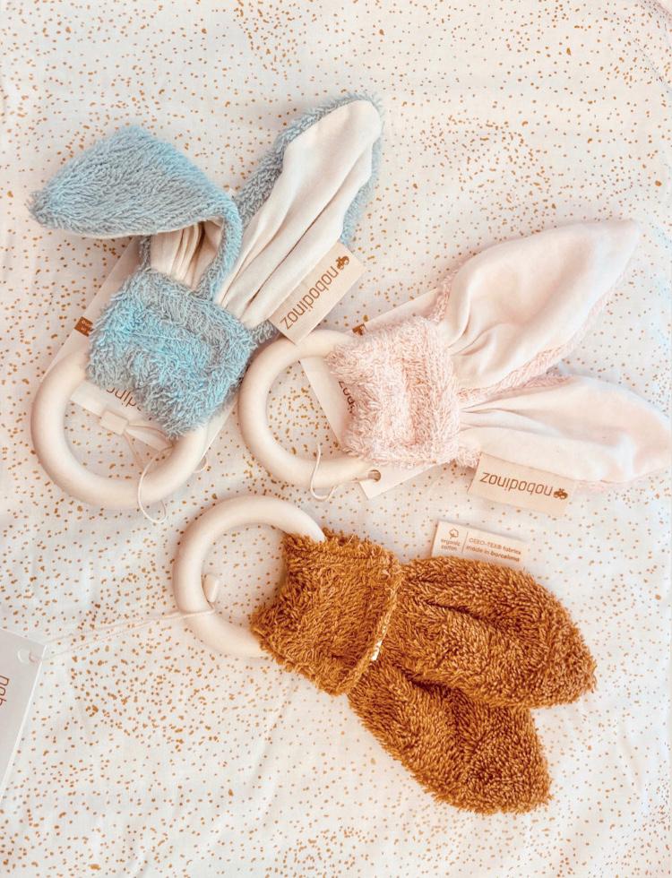 Hochets avec oreilles de lapin de la marque  NOBODINOZ