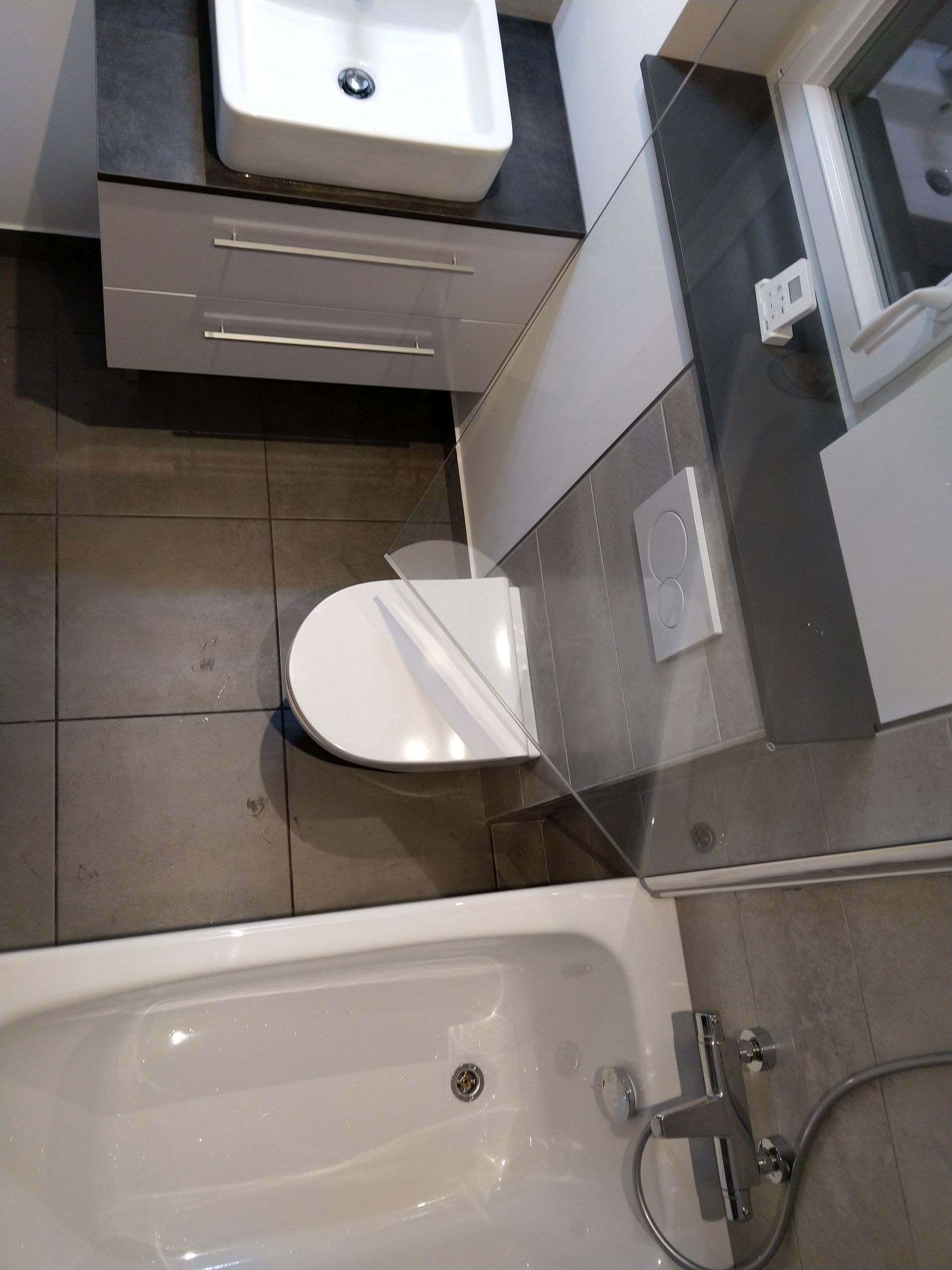 salle de bain compacte