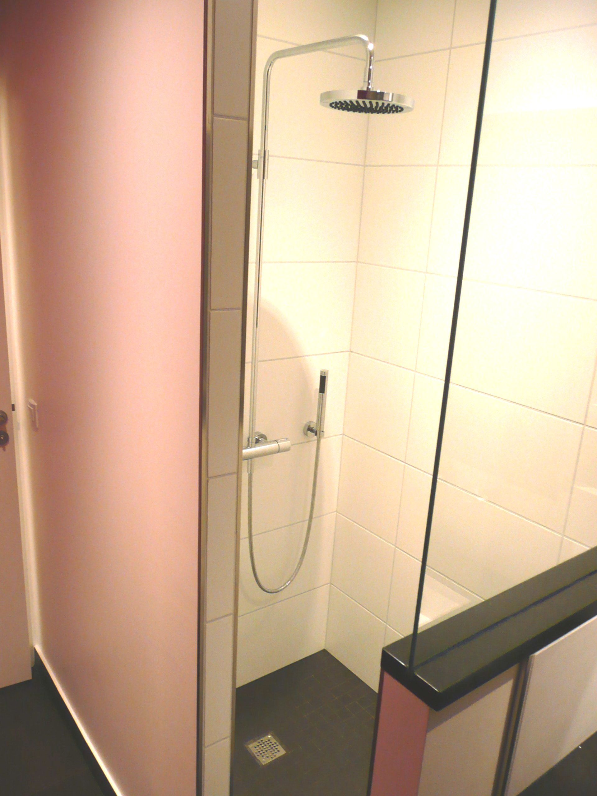 Douche à l'italienne