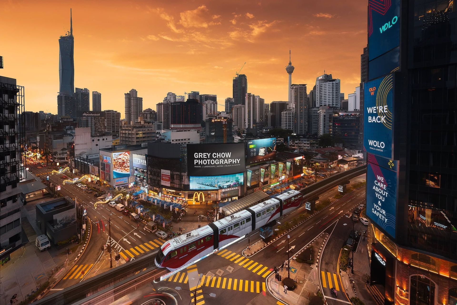 Bukit Bintang Kuala Lumpur 2-day weekend itinerary — shopping at Pavilion, street food on Jalan Alor, and Dataran Merdeka