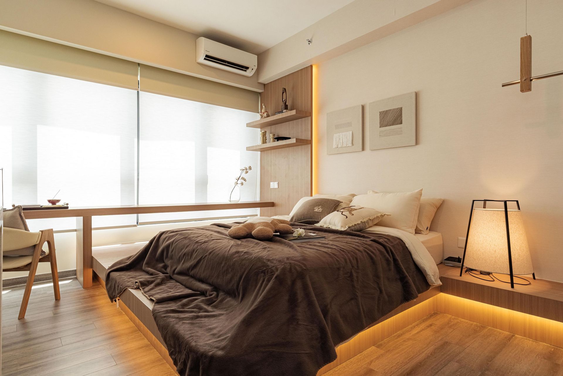Studio unit