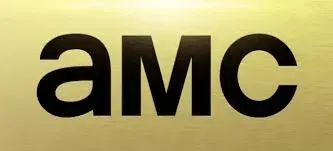 Logotipo da AMC em fonte preta sobre fundo dourado.