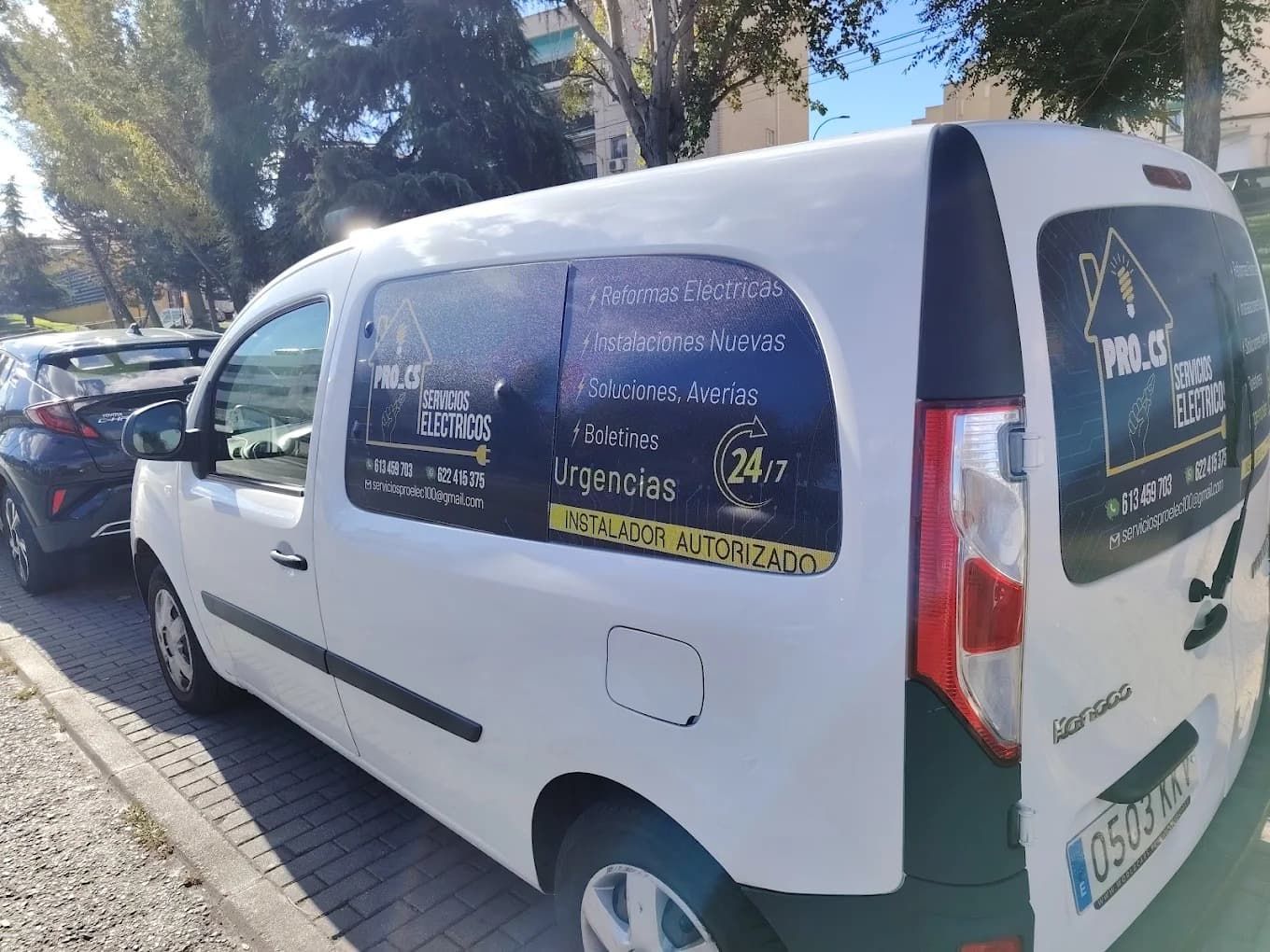 Furgoneta de Servicios Procs