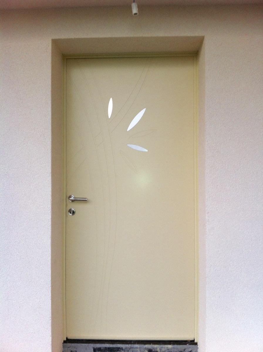 Porte d'entrée renforcée