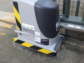 Système pour automatisation du portail