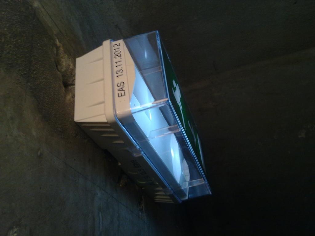 Installation de panneaux EXIT