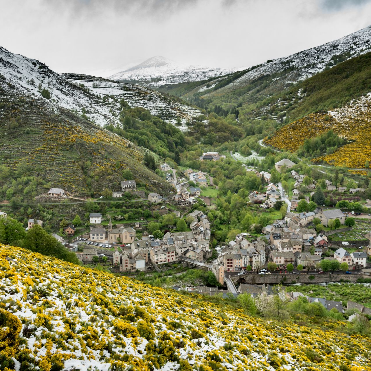 Village des Cévennes sous la neige