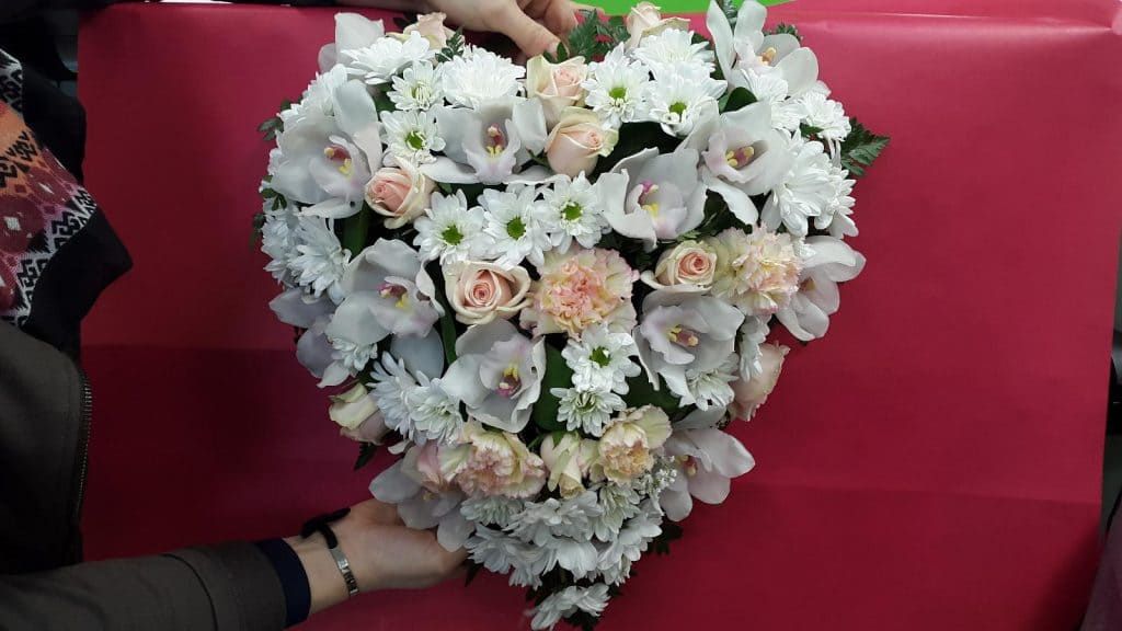 coeur en fleurs naturelles