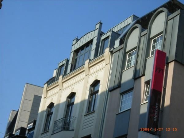 Fassadenbau und Metallverarbeitung - Eindeckung einer Fassade