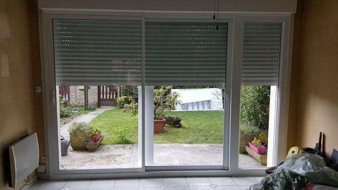 Volet roulant sur une porte-fenêtre