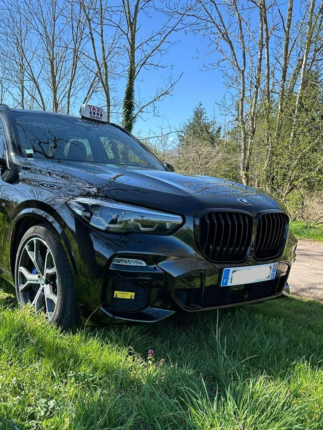 Un voiture noire