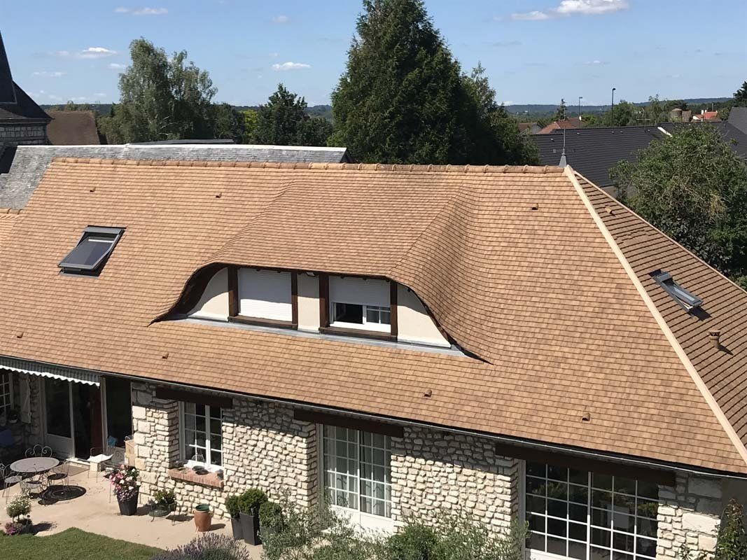 Couverture de petites tuiles