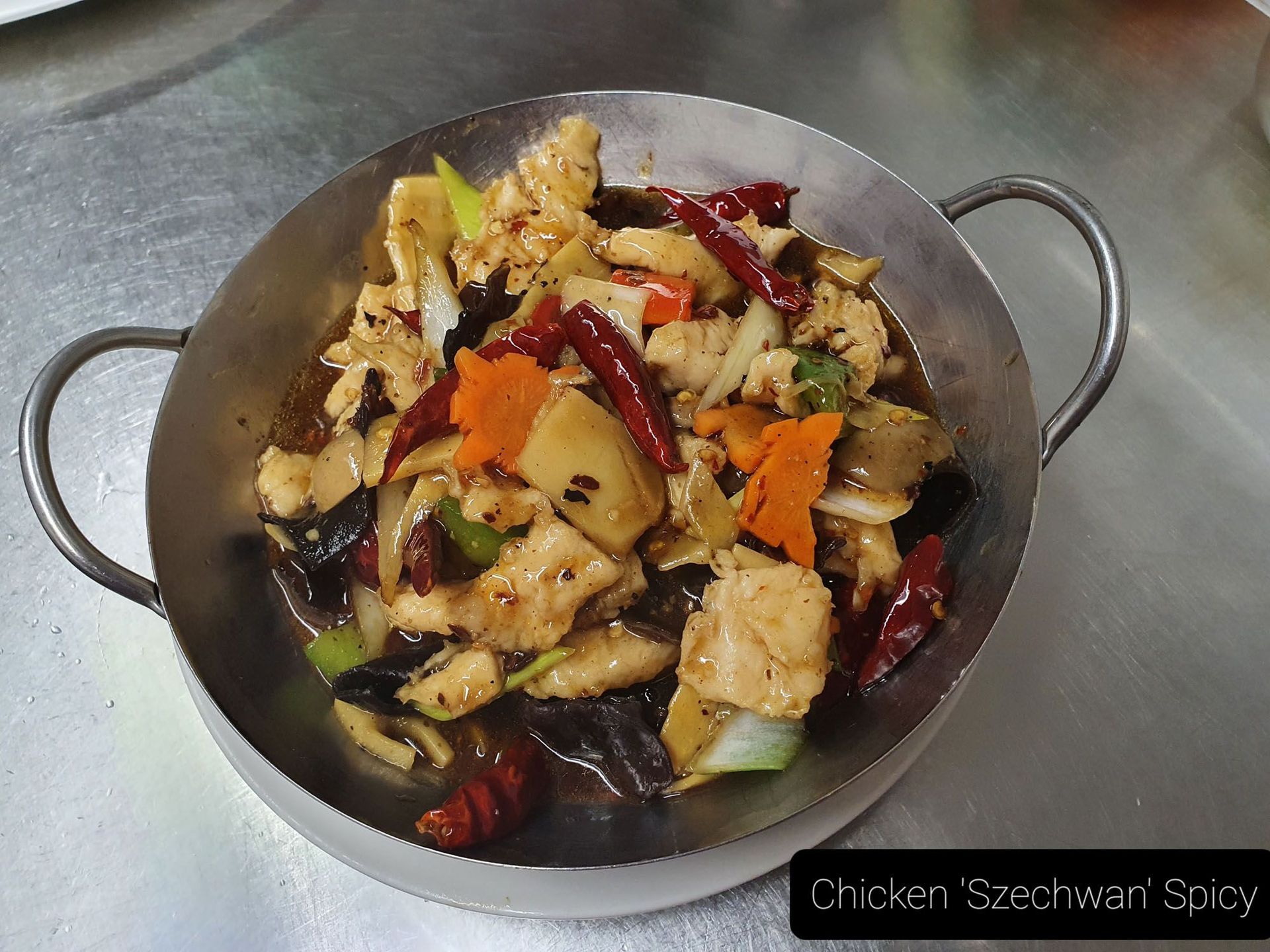 Chicken Szchewan | China Restaurant Jasmine Garden | Asiatische Küche | Grindelwald