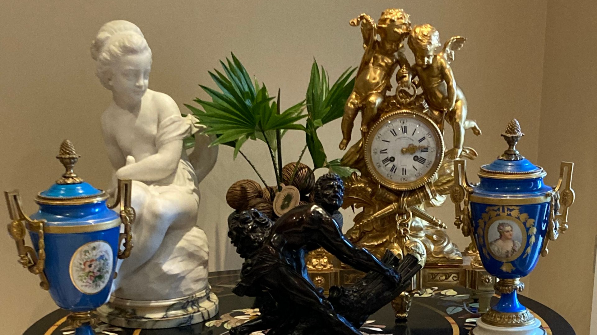 Objets de décoration vintage.