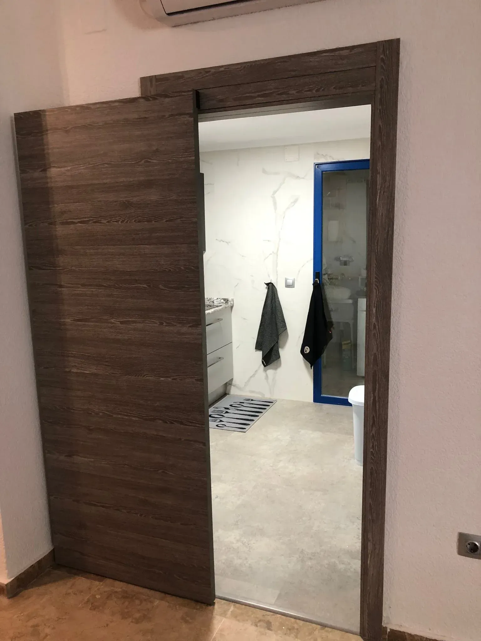 puertas de madera exterior en Alicante