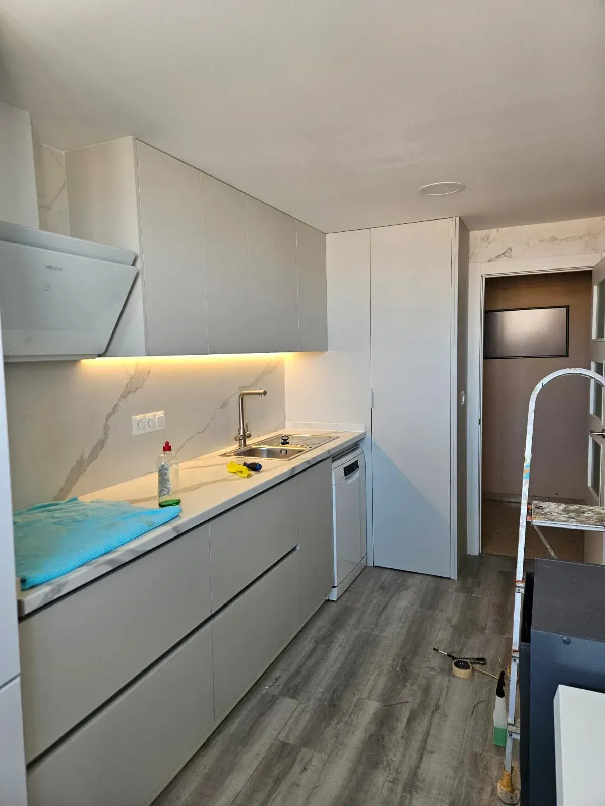 muebles de madera de cocina en Alicante