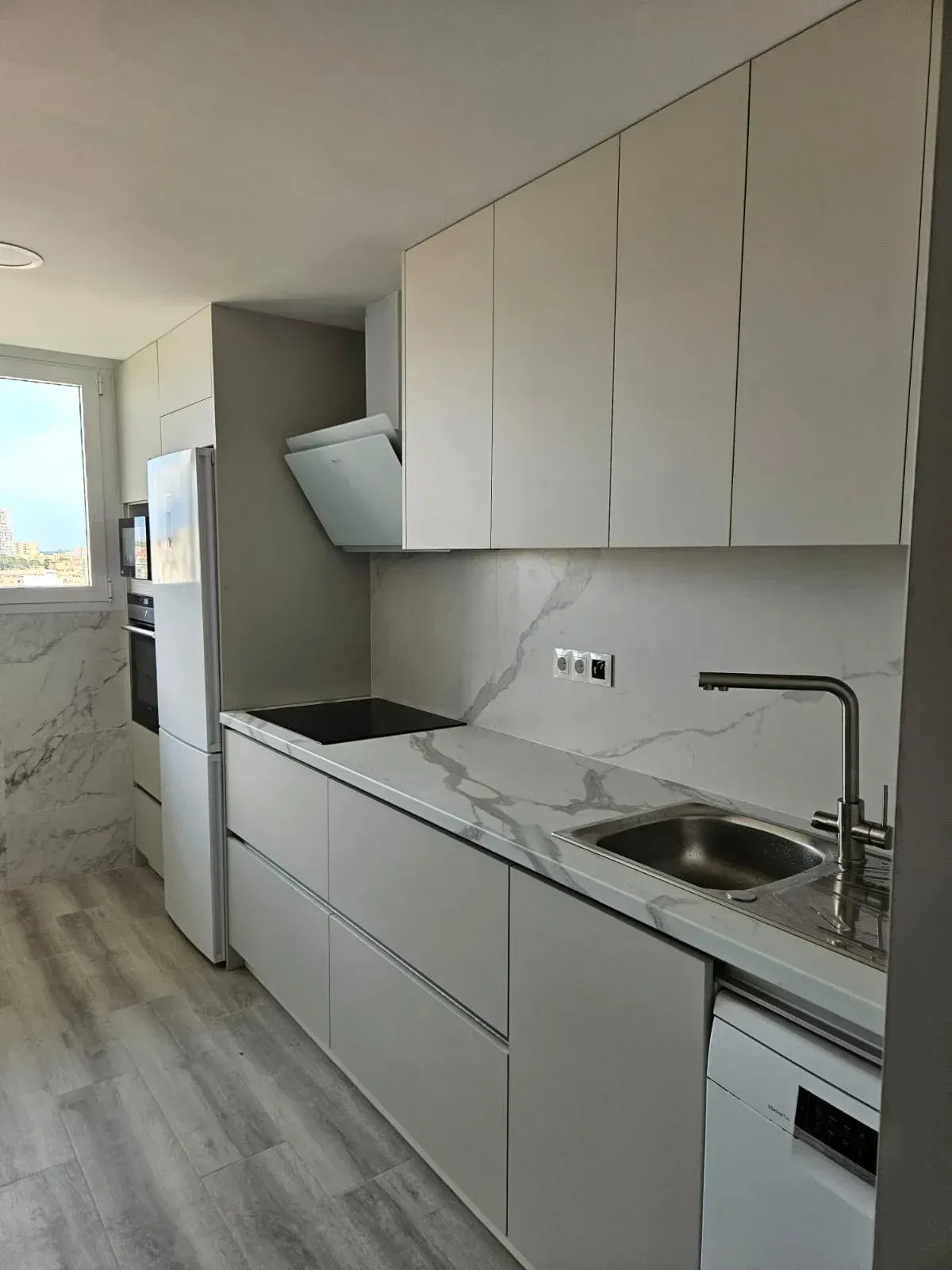 muebles de madera de cocina en Alicante