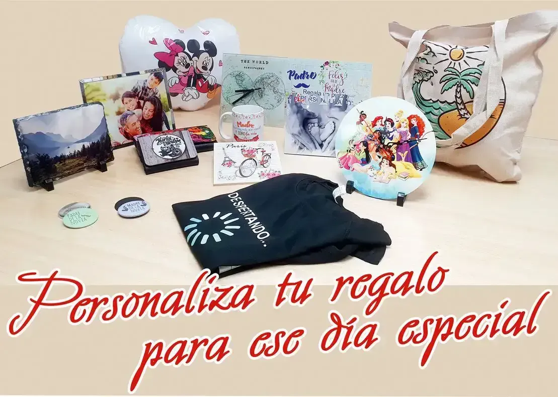 Una mesa con una variedad de artículos y las palabras personaliza tu regalo para ese día especial