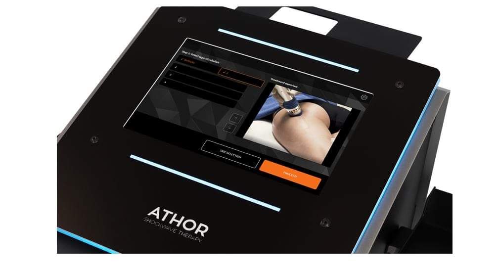 Un dispositivo negro con una pantalla que dice 