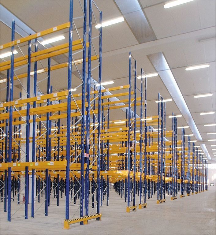 Paletten Regale - Gjergjaj Montagen