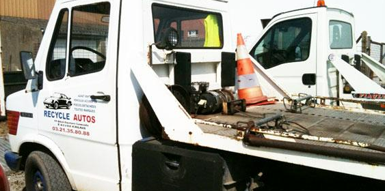 Dépanneuse pour le remorquage