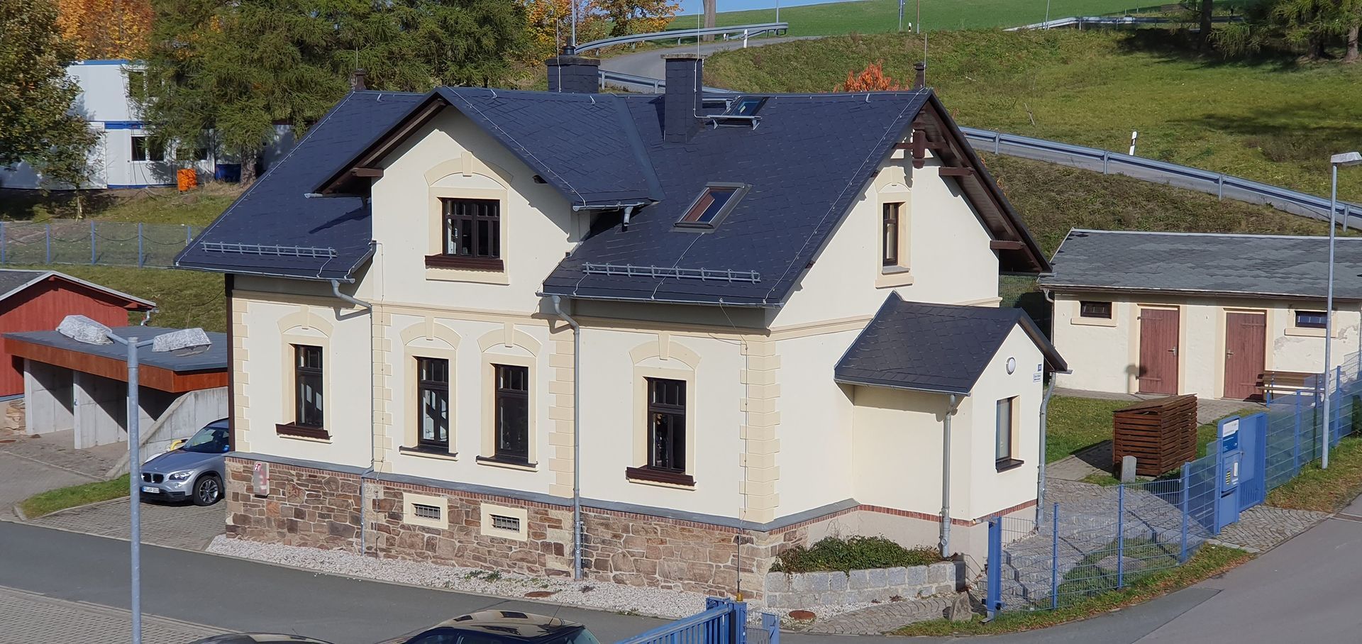 Hausdach mit Blitzschutz
