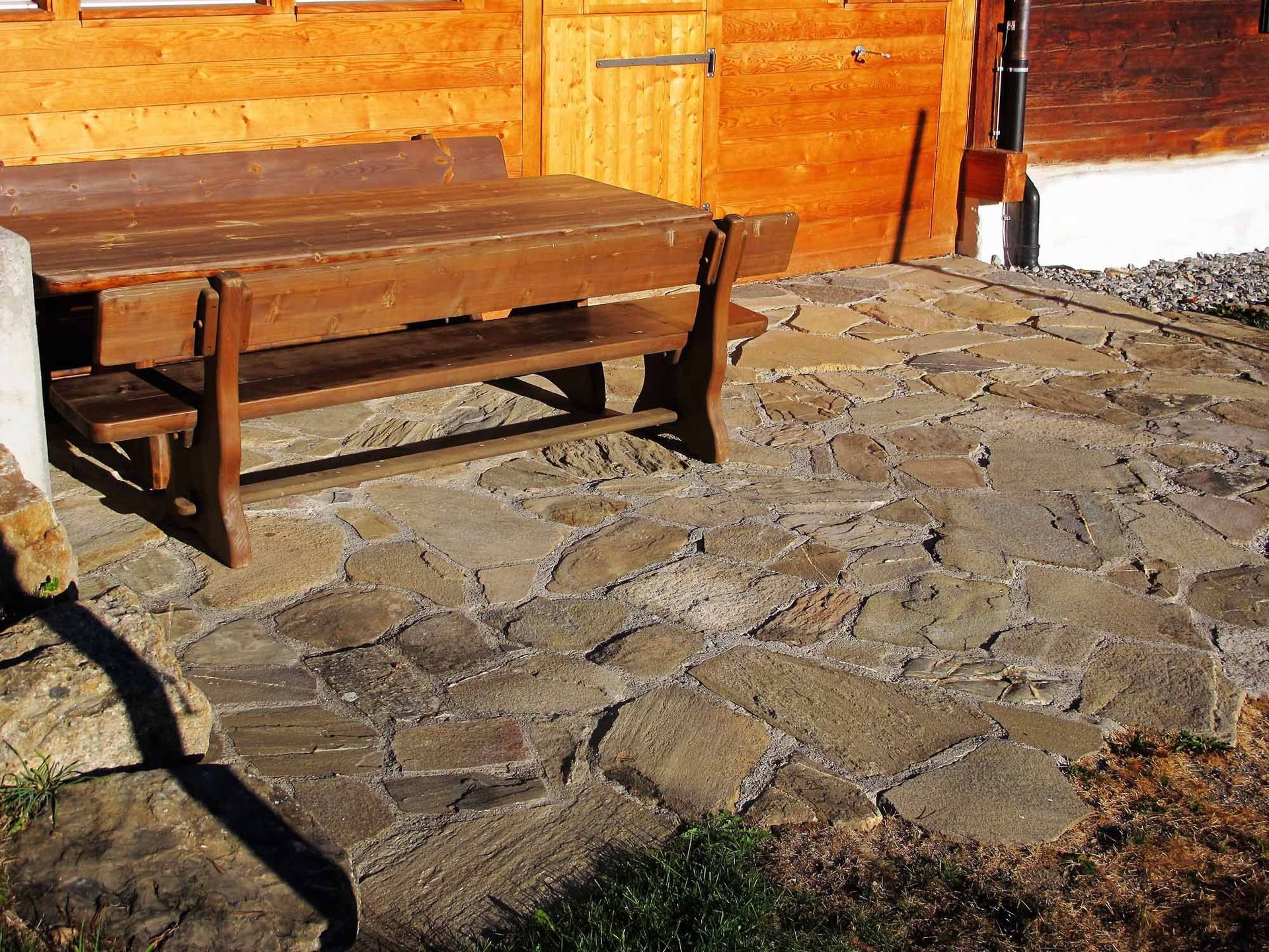 Natursteinplatten - Bowee Gartenbau AG