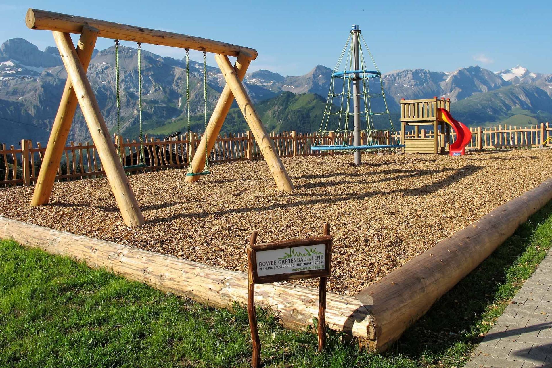 Spielplatz - Bowee Gartenbau AG