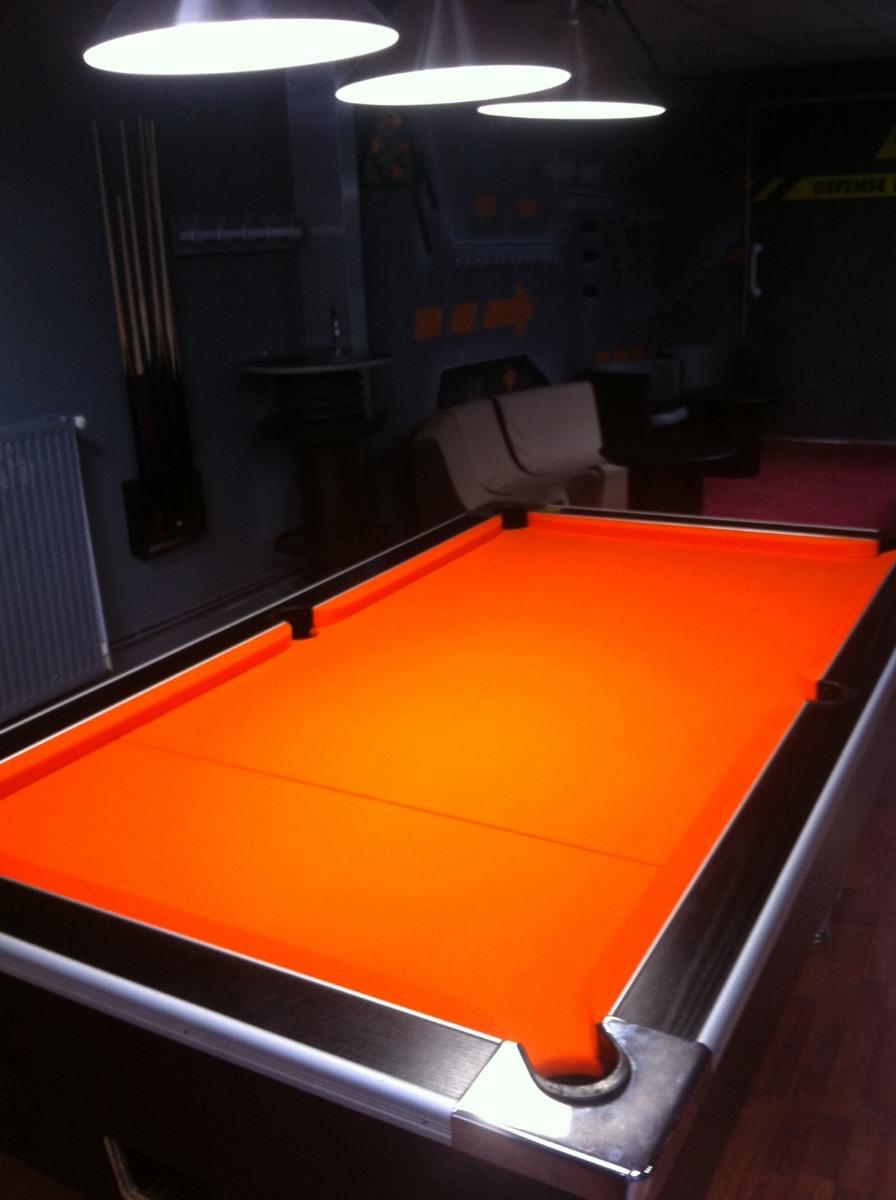 Tapis de billard orange