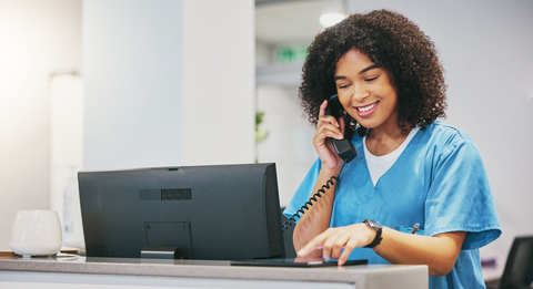 Hausarztpraxis Dr. Maria Koroleva, Empfang und Terminvergabe