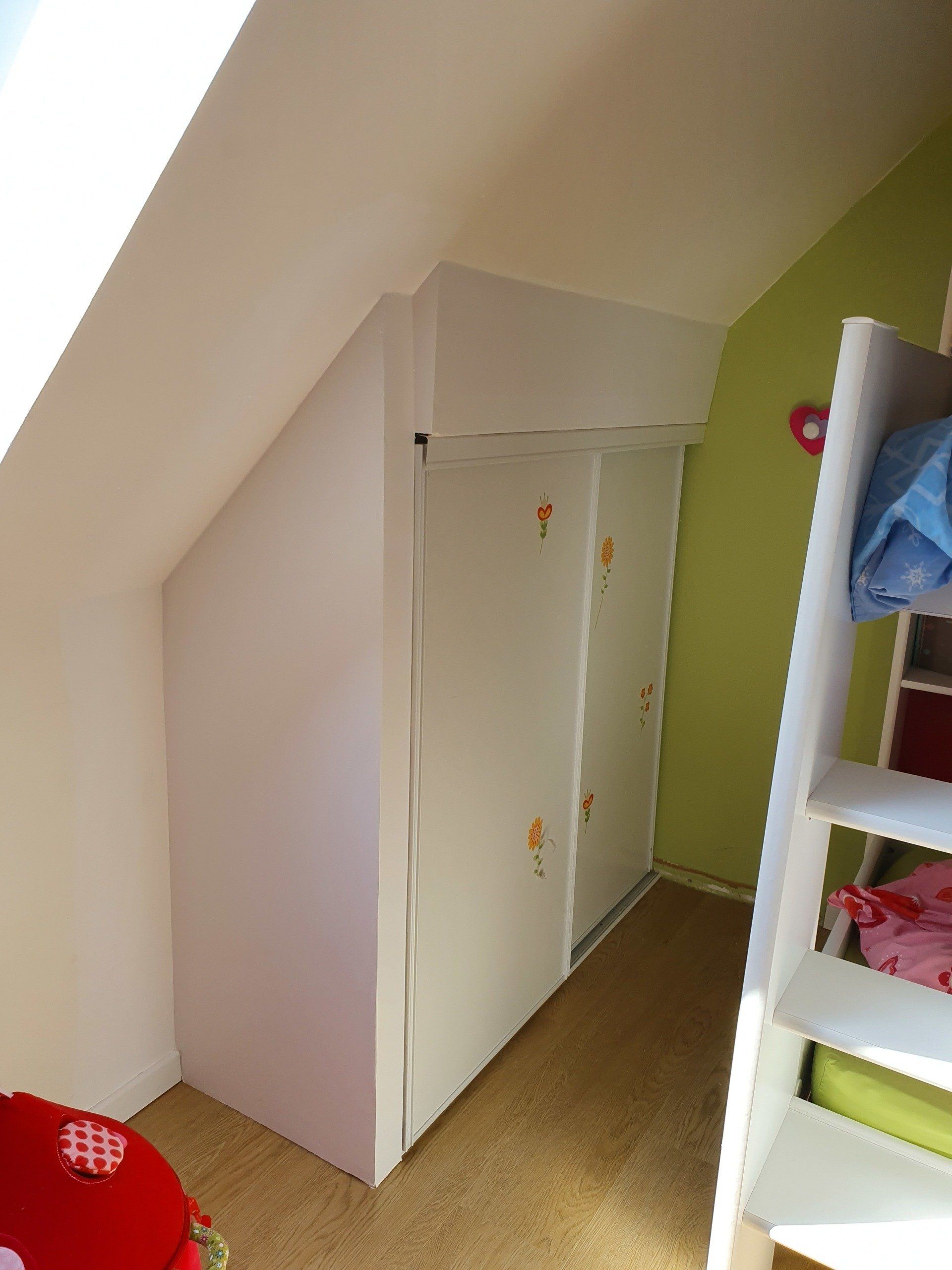 Réalisation d'un placard sous tente