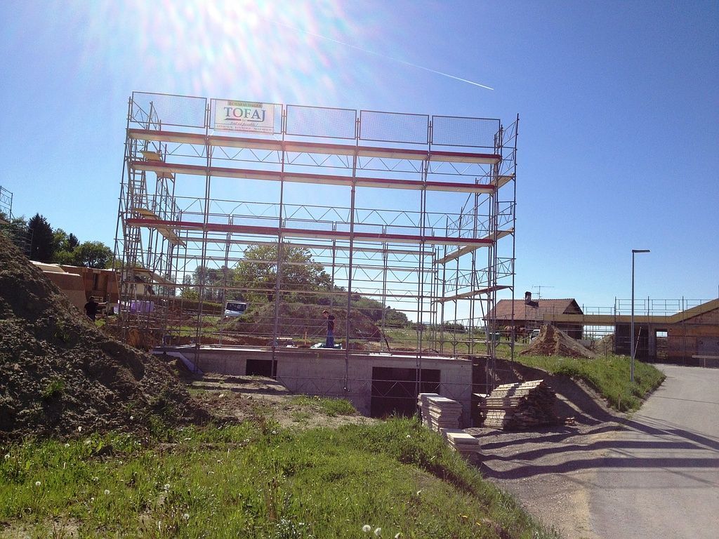 Tofaj Echafaudages Sàrl - Travaux avec grutage