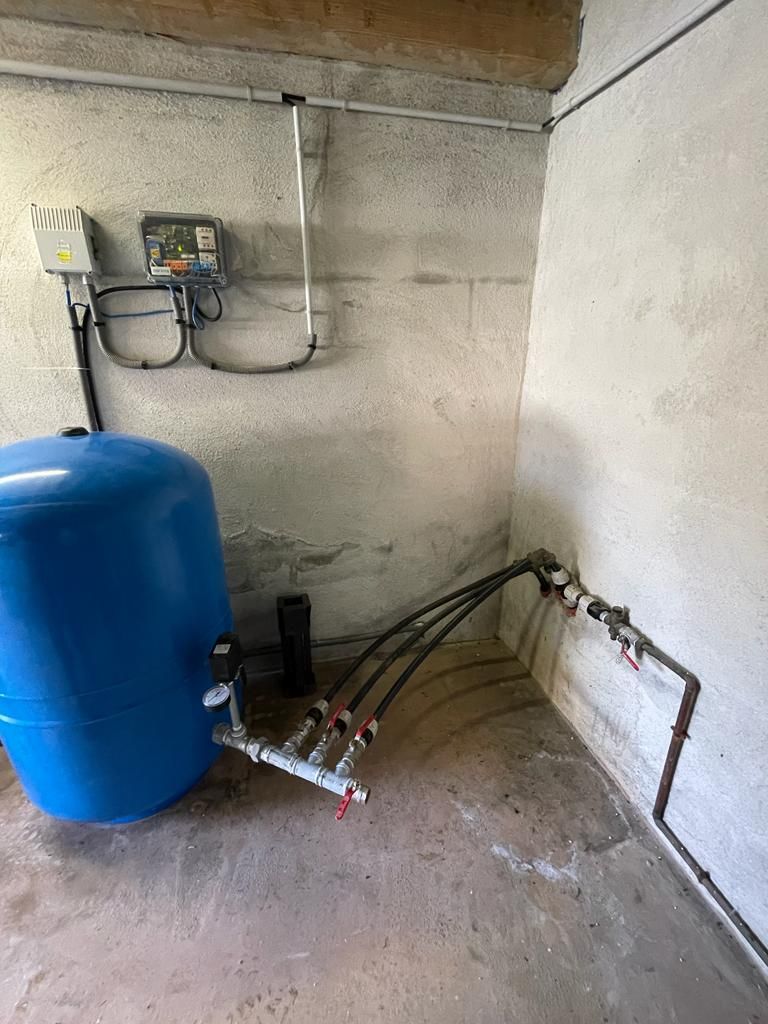 Système de filtration avec une cuve bleue