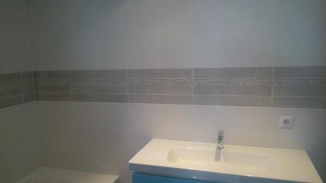 Faience dans salle de bain