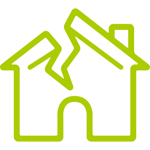 Maison avec le toit qui s'éffondre