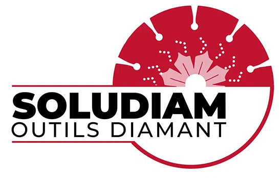 Logo Soludiam Outils Diamant avec texte noir et illustration d'une lame de scie circulaire rouge