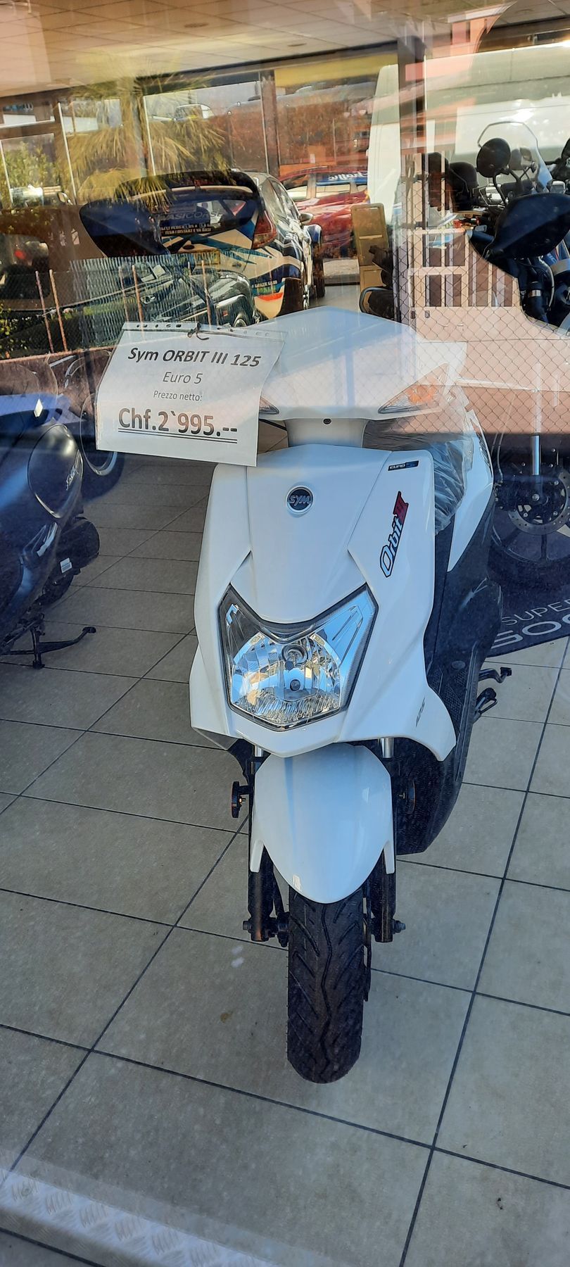 vendita di scooter e moto