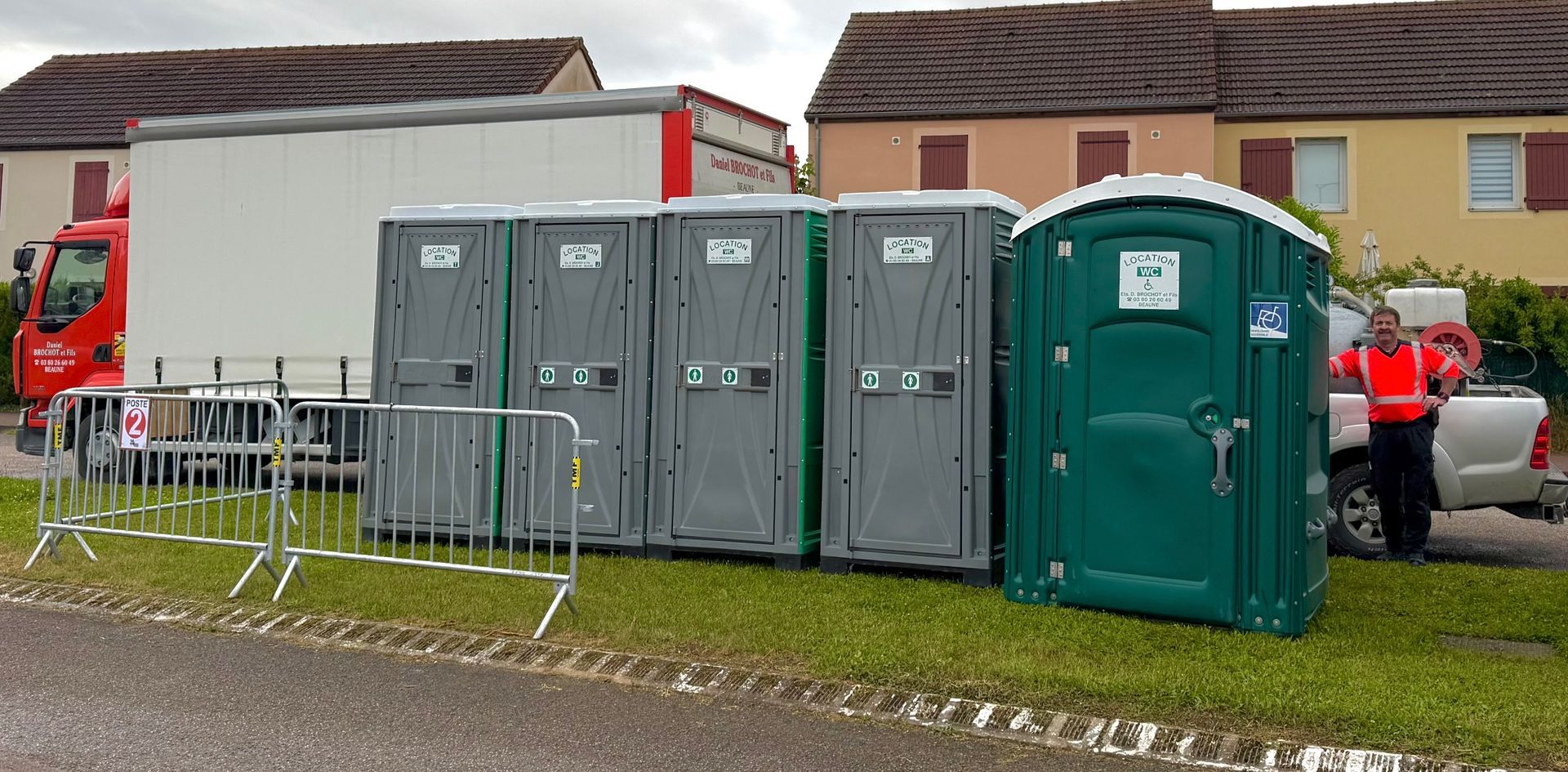 WC mobiles et camion