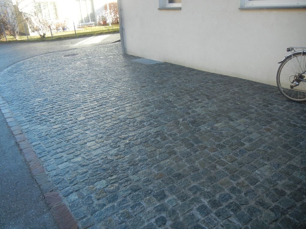 Belagsarbeiten - Rosamilia Bau GmbH - Domat/Ems