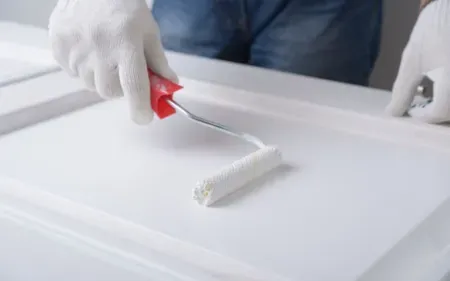 renovar puertas sin obras mediante técnicas de lacado en Ponferrada