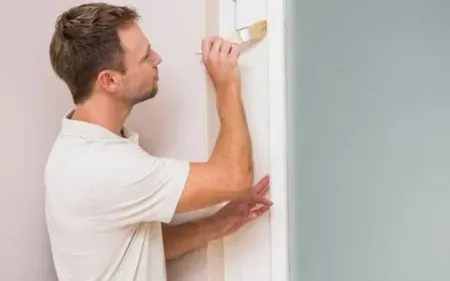 Especialista en lacado realizando el servicio directamente a domicilio en Villablino