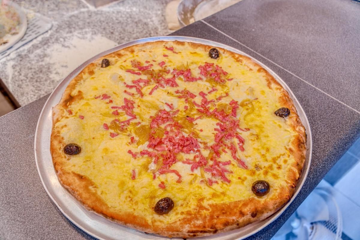 Pizza fromage lardons
