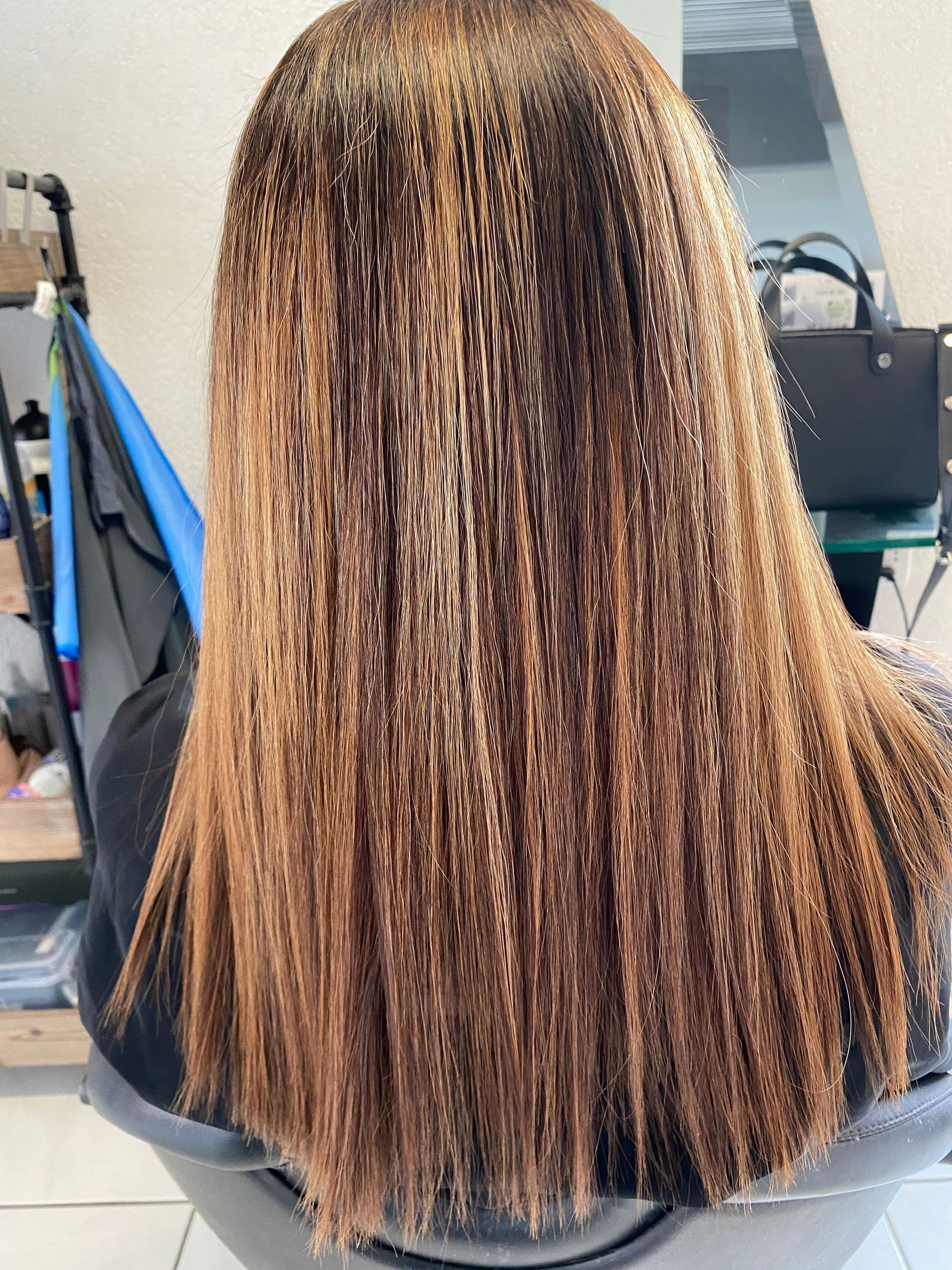 Coupes, permanentes, mèches, balayages et brushings à Échallens - Barbara Coiffure