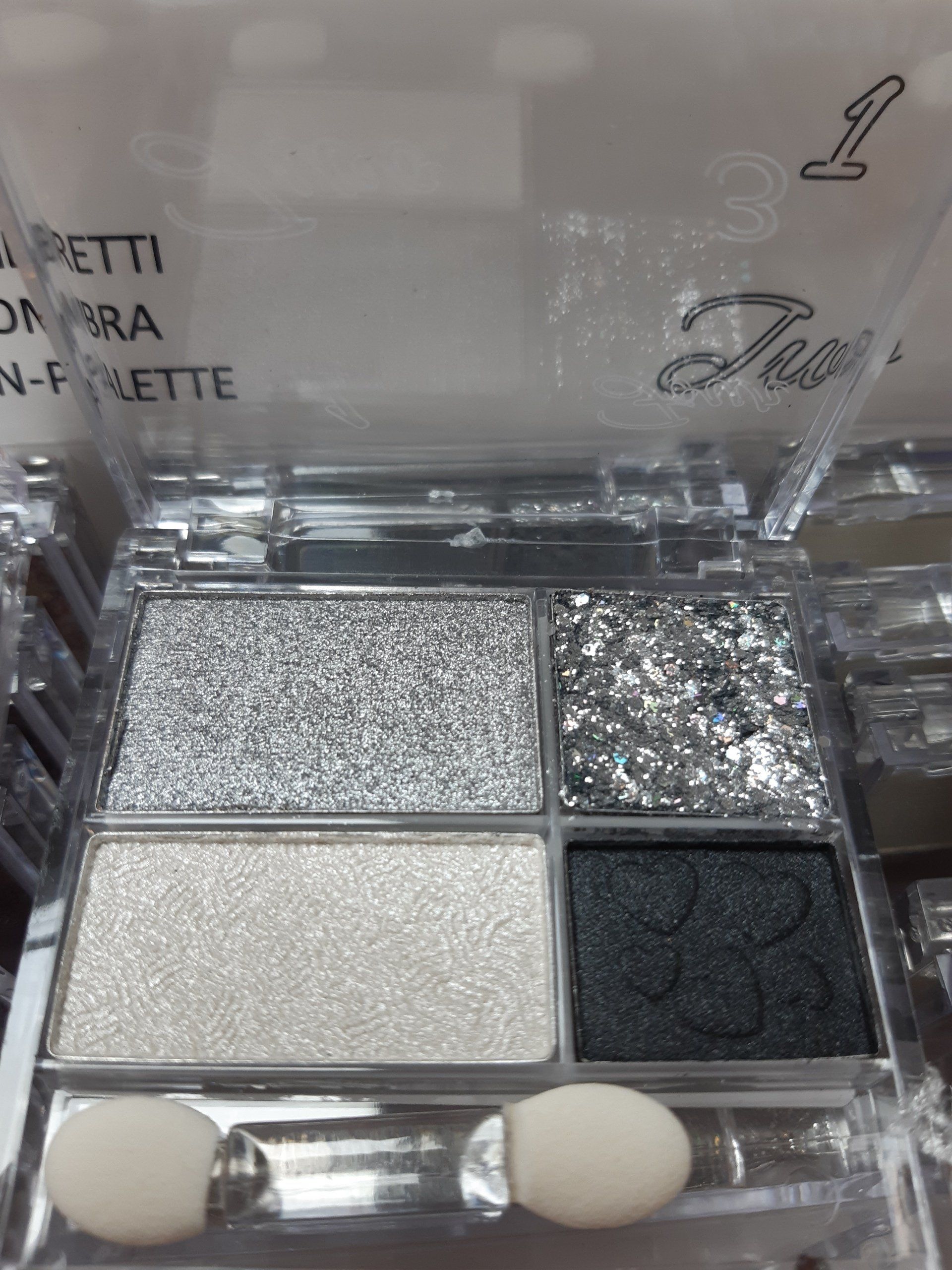 Palette de maquillage pour les fêtes