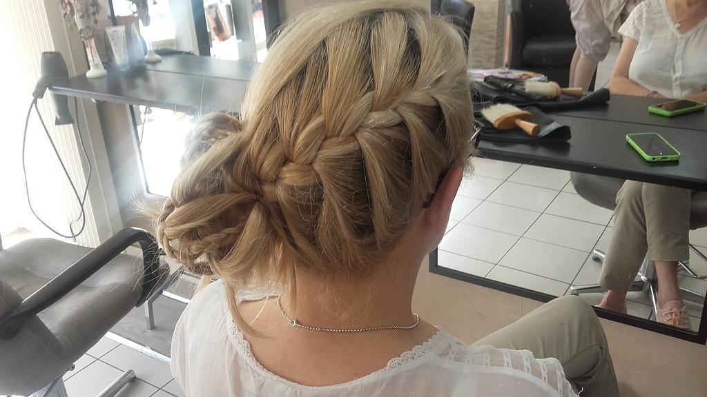 Coiffure tressée